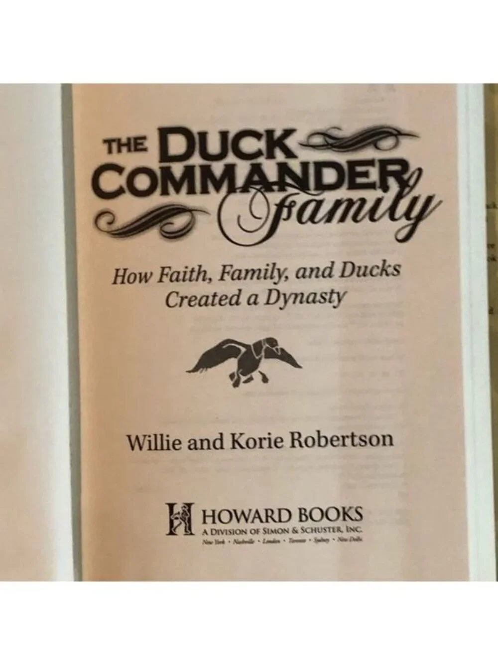 The duck commander family 2012 hardcover book dust cover READ